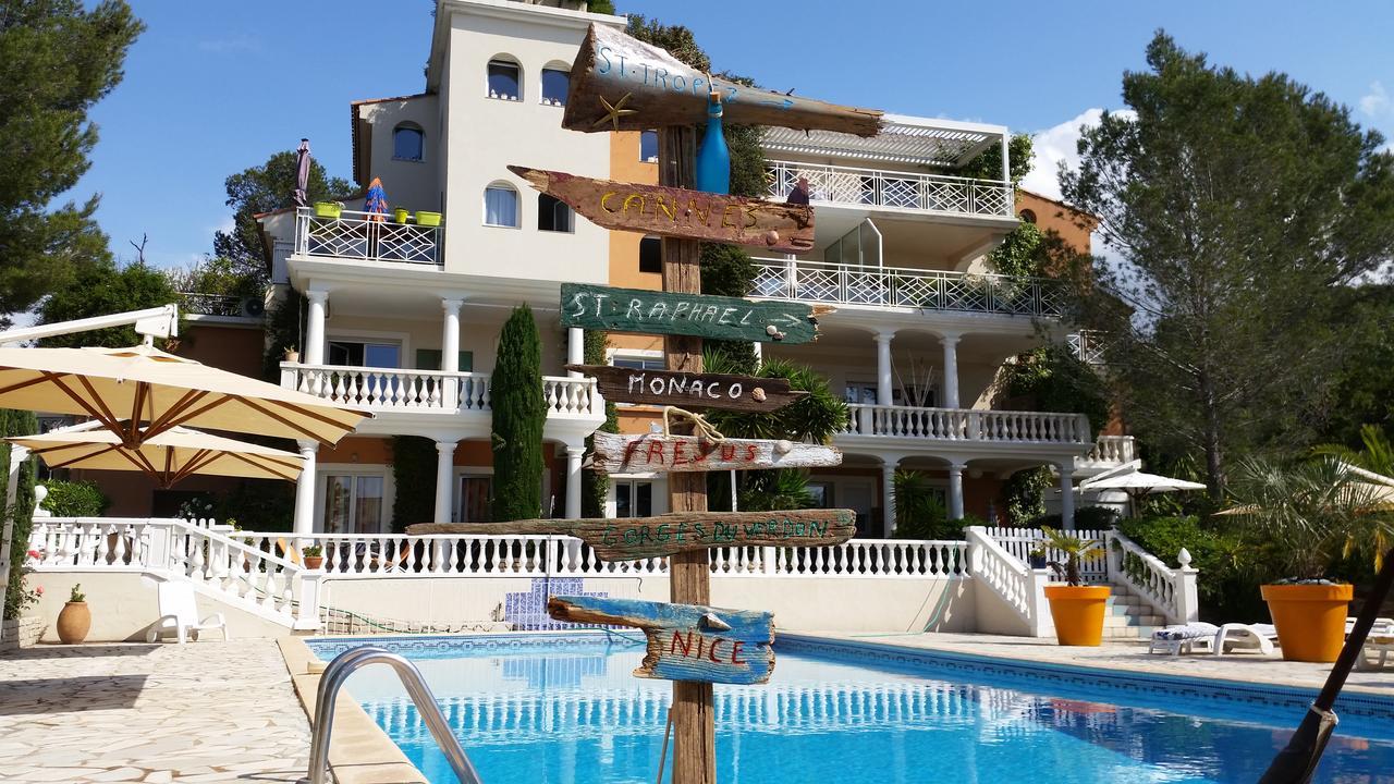 Chambre D'Hotes La Potiniere Saint-Raphaël Εξωτερικό φωτογραφία